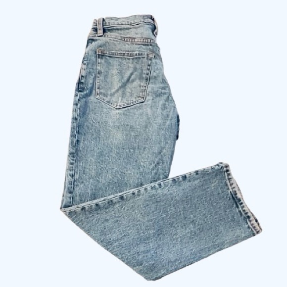 Abercrombie & Fitch- The 90’s Straight Ultra High Rise. - Picture 4 of 5